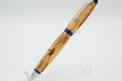 5EE90042-68FF-41AB-8F3B-C94271897576