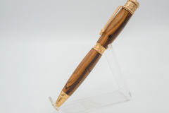 7DB9F42A-5D7F-44E2-9DCE-6519DBFC2834